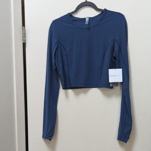 Beyond Yoga Blue Long Sleeve Crop Top